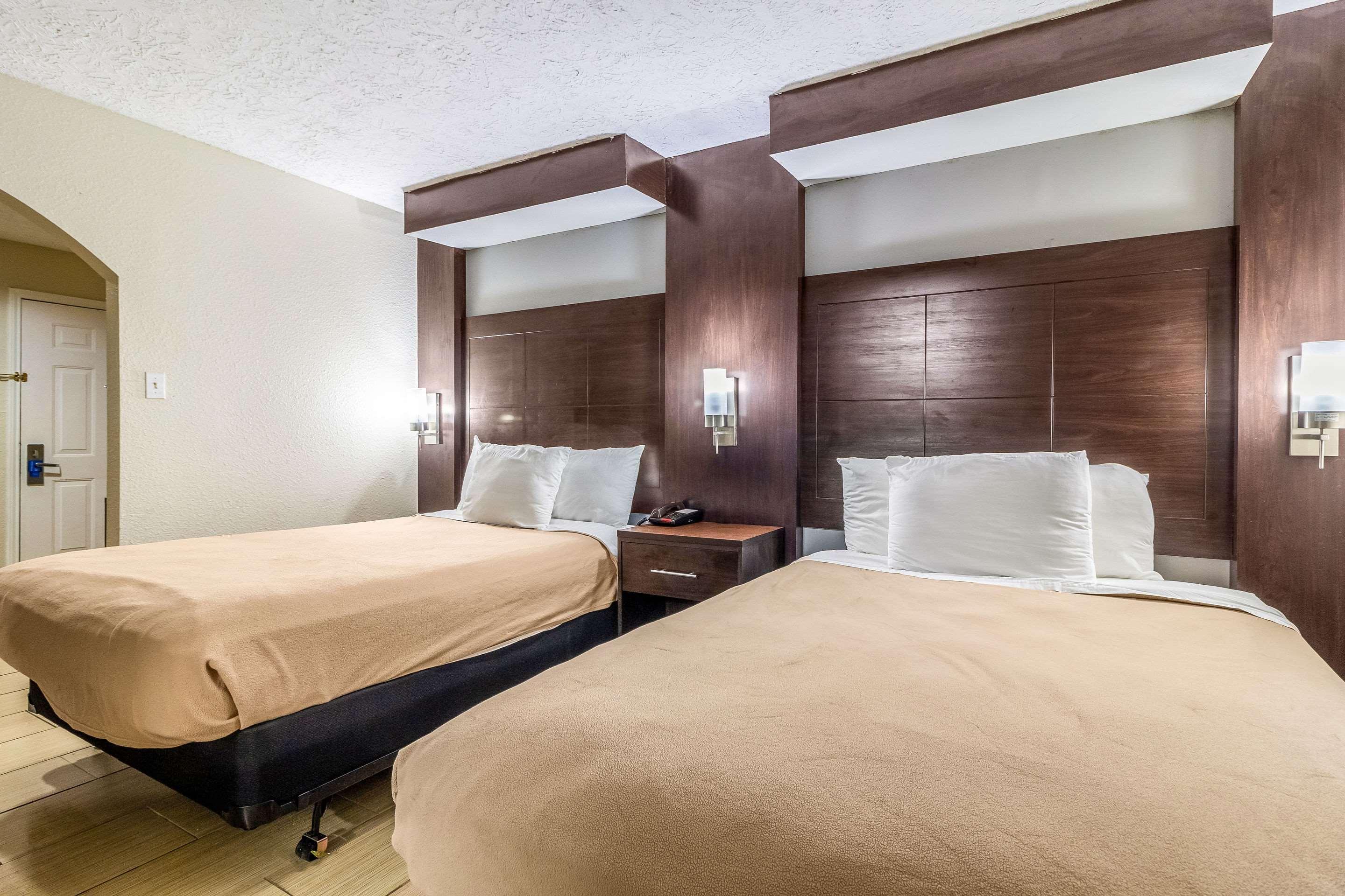 Rodeway Inn & Suites Houston Near Medical Center Exteriör bild