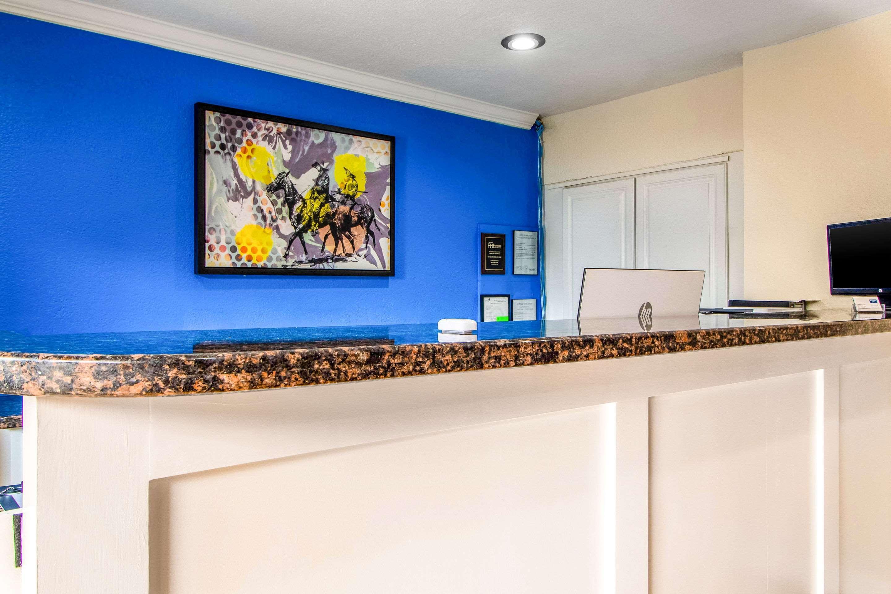 Rodeway Inn & Suites Houston Near Medical Center Exteriör bild