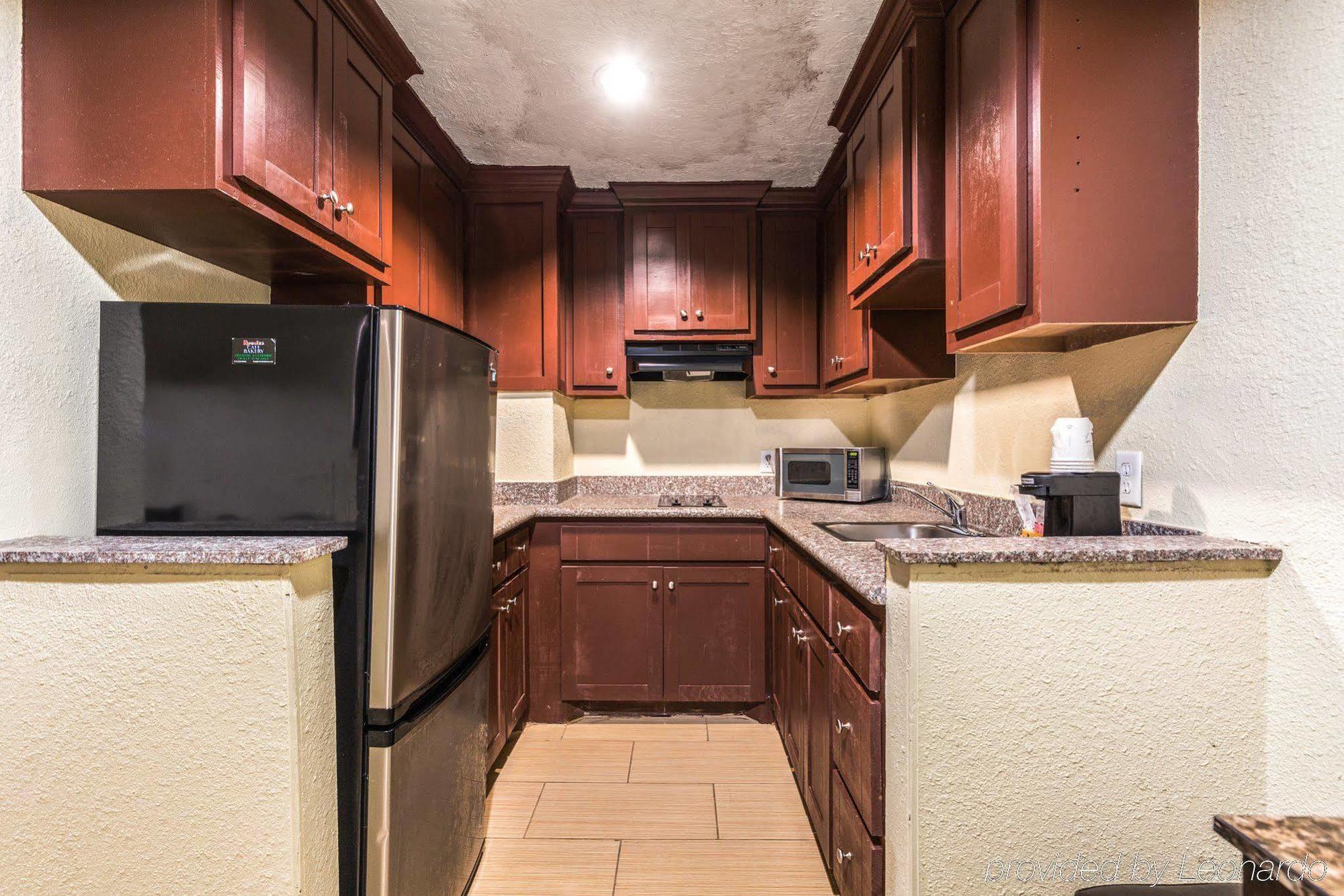 Rodeway Inn & Suites Houston Near Medical Center Exteriör bild